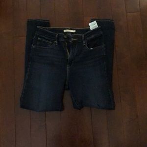 721 high rise skinny jeans Levi’s size 28